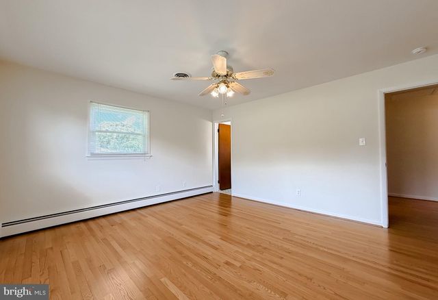 23230 COLTON POINT RD, Avenue, MD 20609