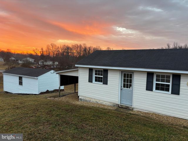 23230 COLTON POINT RD, Avenue, MD 20609