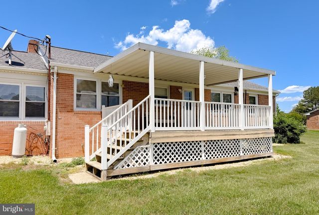 23230 COLTON POINT RD, Avenue, MD 20609