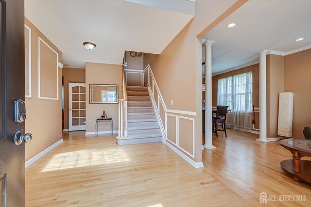 103 Timberhill Drive, Franklin Twsp, NJ 08823