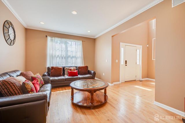 103 Timberhill Drive, Franklin Twsp, NJ 08823