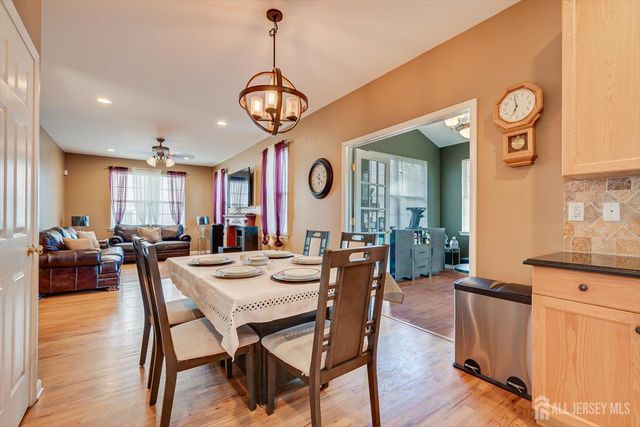 103 Timberhill Drive, Franklin Twsp, NJ 08823
