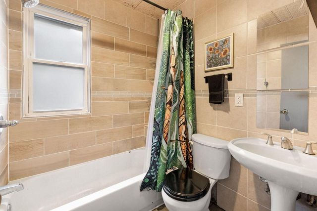 2123 S 14th STREET, Milwaukee, WI 53215