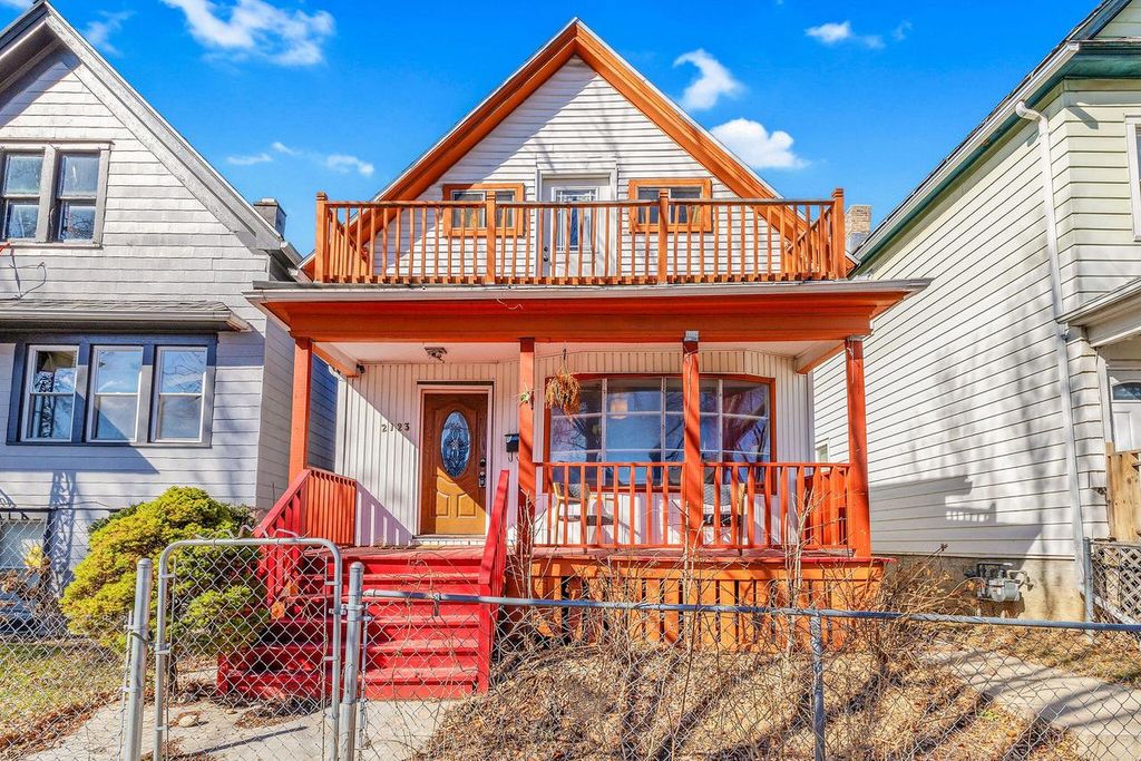 2123 S 14th STREET, Milwaukee, WI 53215