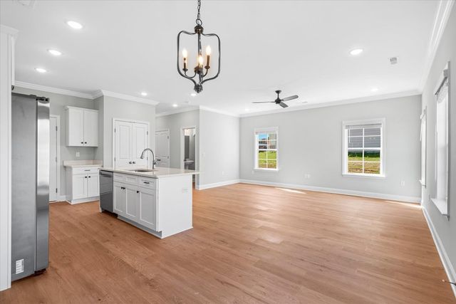 143 Andros Dr, Dalton, GA 30721