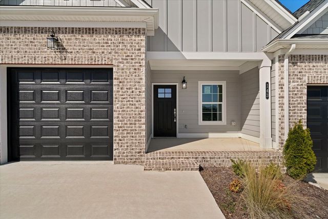 143 Andros Dr, Dalton, GA 30721