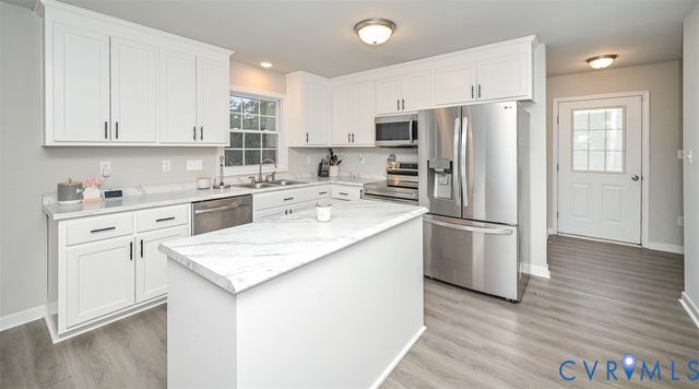 14124 Laketree Dr, Chester, VA 23831