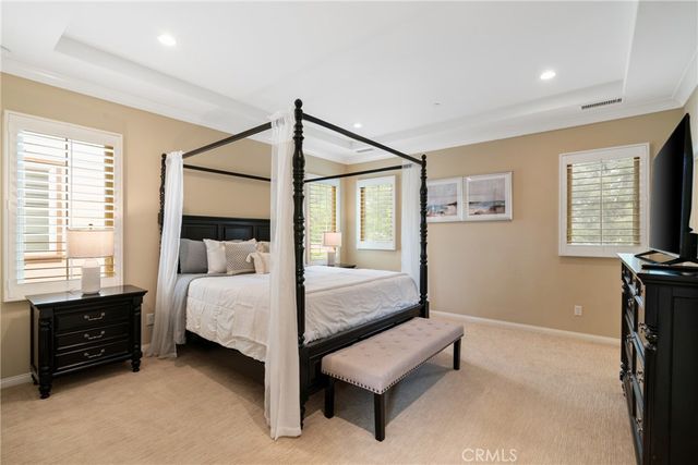 61 Crestwick, Irvine, CA 92620