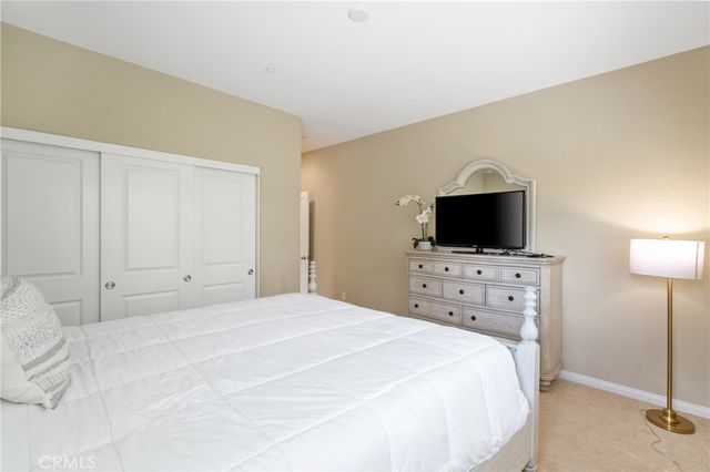 61 Crestwick, Irvine, CA 92620