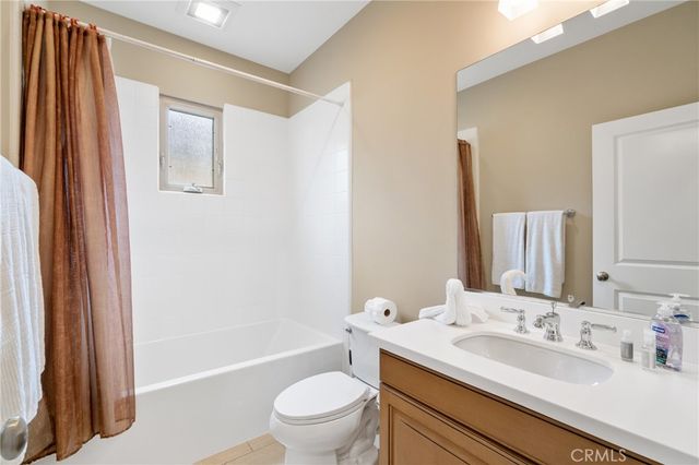 61 Crestwick, Irvine, CA 92620
