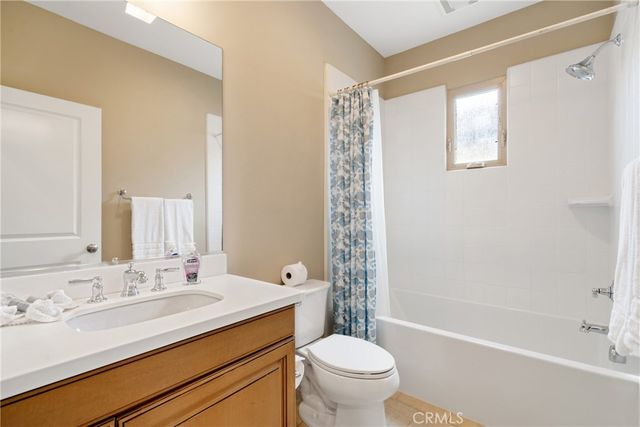 61 Crestwick, Irvine, CA 92620
