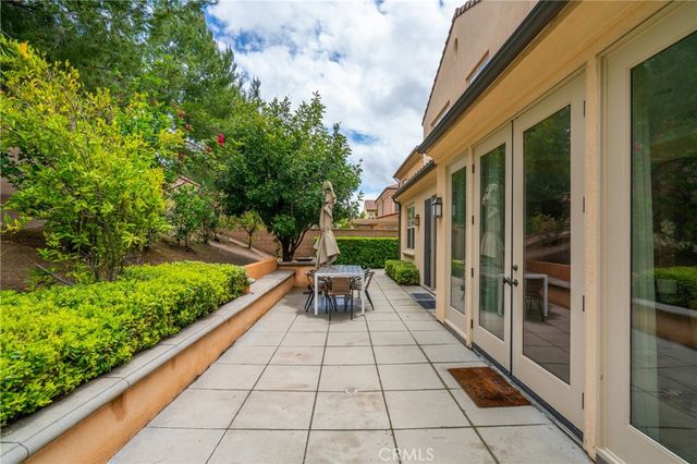 61 Crestwick, Irvine, CA 92620