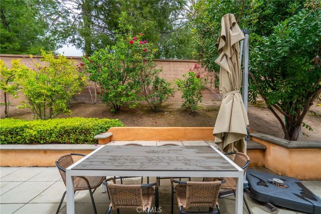 61 Crestwick, Irvine, CA 92620