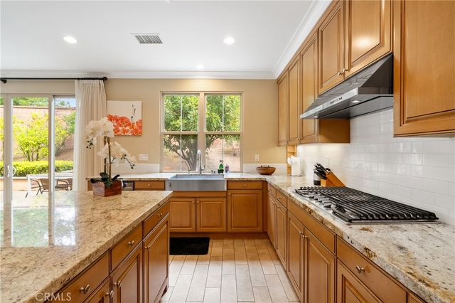 61 Crestwick, Irvine, CA 92620