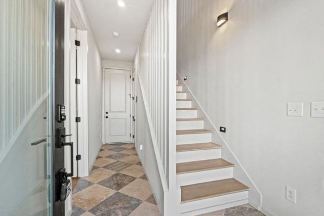 106 Grizzard Ave Apt 5, Nashville, TN 37207