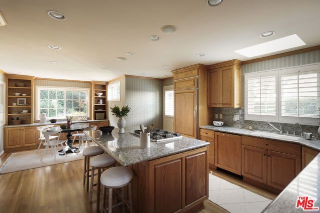 11611 Terryhill Place, Los Angeles, CA 90049