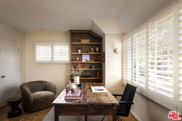 11611 Terryhill Place, Los Angeles, CA 90049