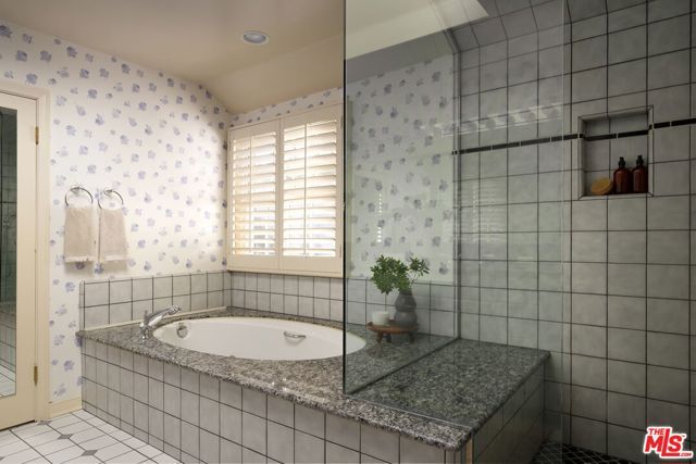 11611 Terryhill Place, Los Angeles, CA 90049