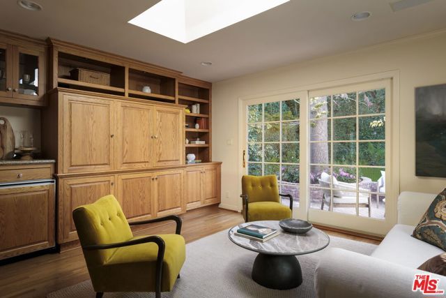 11611 Terryhill Place, Los Angeles, CA 90049