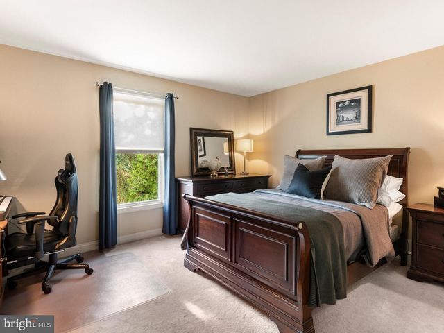 65 DELANCY CT, Phoenixville, PA 19460