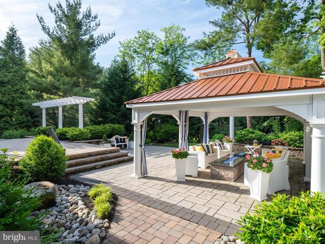 65 DELANCY CT, Phoenixville, PA 19460