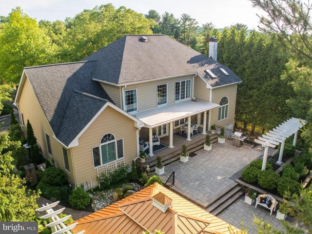 65 DELANCY CT, Phoenixville, PA 19460