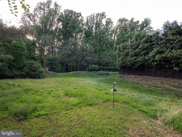 65 DELANCY CT, Phoenixville, PA 19460