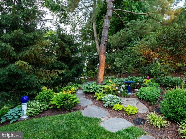 65 DELANCY CT, Phoenixville, PA 19460