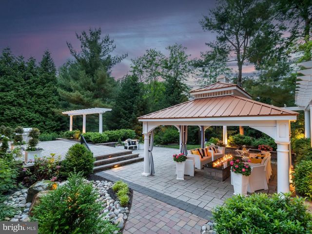 65 DELANCY CT, Phoenixville, PA 19460