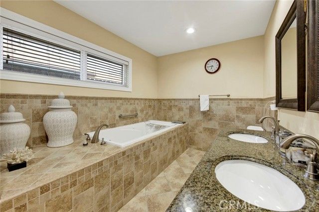 22677 Criswell, West Hills (los Angeles), CA 91307