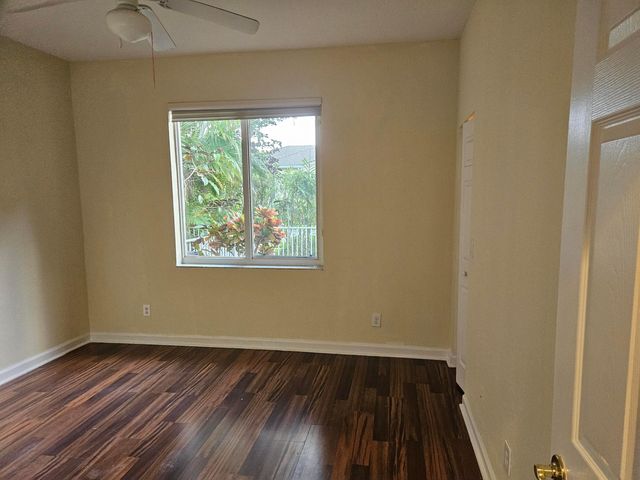 5842 NW 123rd Avenue, Coral Springs, FL 33076