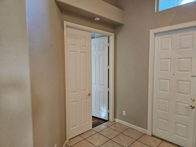 5842 NW 123rd Avenue, Coral Springs, FL 33076