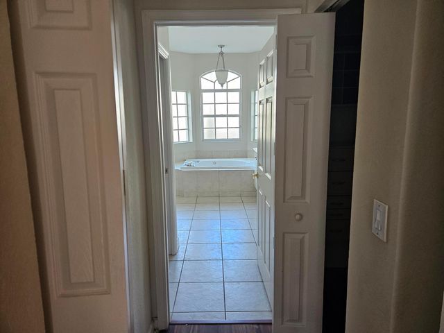 5842 NW 123rd Avenue, Coral Springs, FL 33076