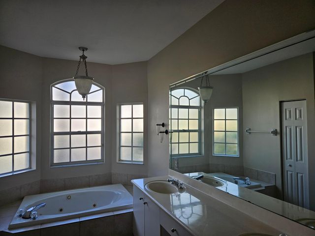 5842 NW 123rd Avenue, Coral Springs, FL 33076