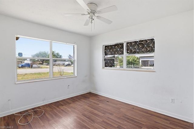 807 Leeland Heights BLVD E, Lehigh Acres, FL 33936