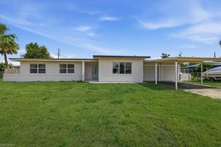 807 Leeland Heights BLVD E, Lehigh Acres, FL 33936