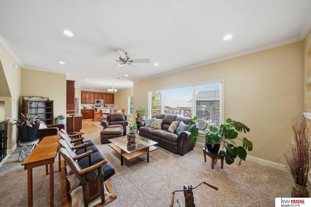 6646 S 86th Street, Lincoln, NE 68526