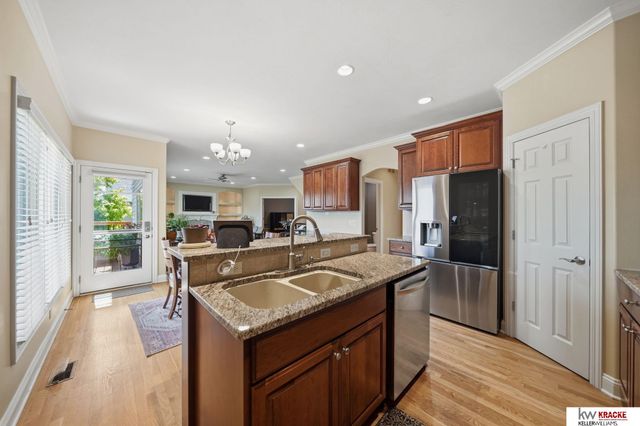 6646 S 86th Street, Lincoln, NE 68526
