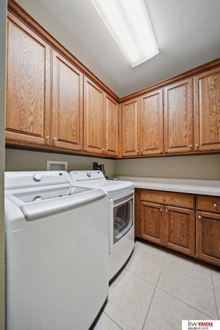 6646 S 86th Street, Lincoln, NE 68526