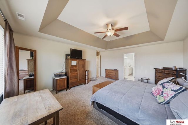 6646 S 86th Street, Lincoln, NE 68526