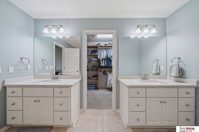 6646 S 86th Street, Lincoln, NE 68526
