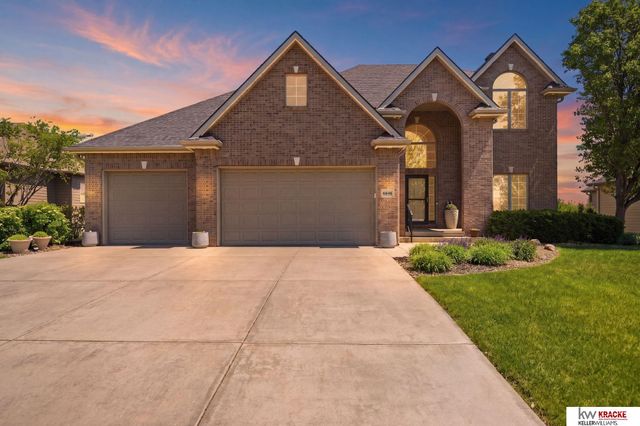 6646 S 86th Street, Lincoln, NE 68526