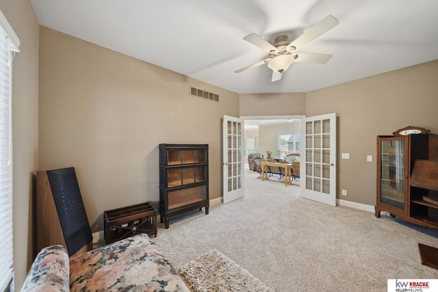 6646 S 86th Street, Lincoln, NE 68526