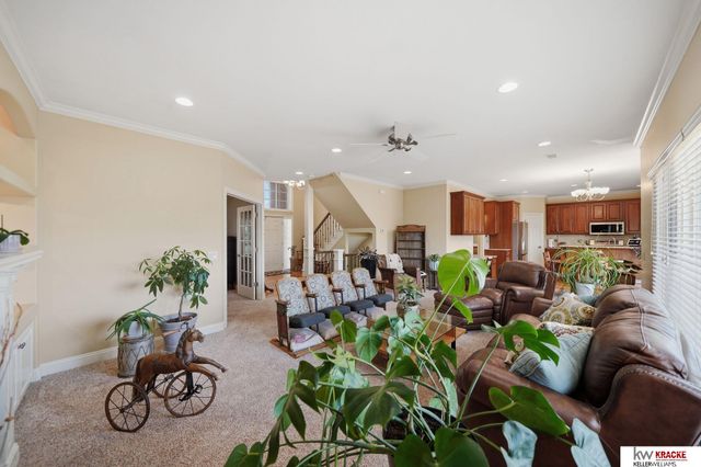 6646 S 86th Street, Lincoln, NE 68526