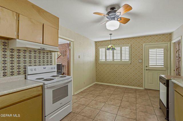 6208 DE LEON Court, El Paso, TX 79912