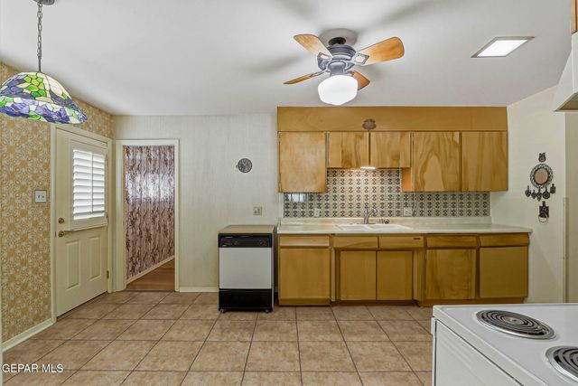 6208 DE LEON Court, El Paso, TX 79912