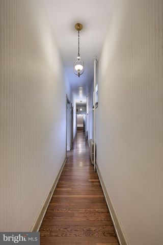 339 E MARKET ST, York, PA 17403