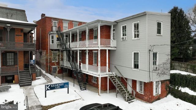 339 E MARKET ST, York, PA 17403