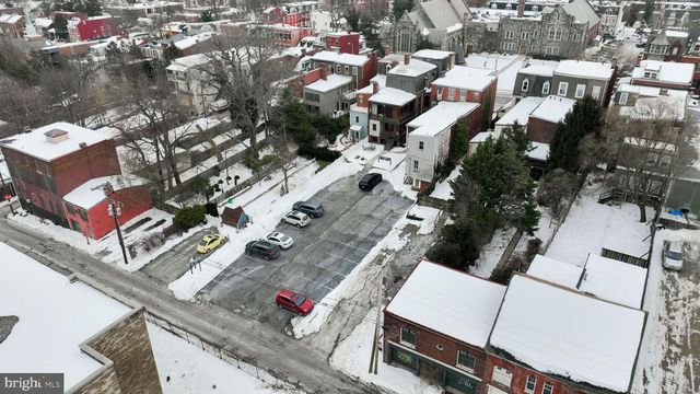 339 E MARKET ST, York, PA 17403