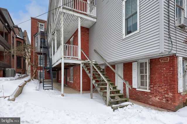 339 E MARKET ST, York, PA 17403